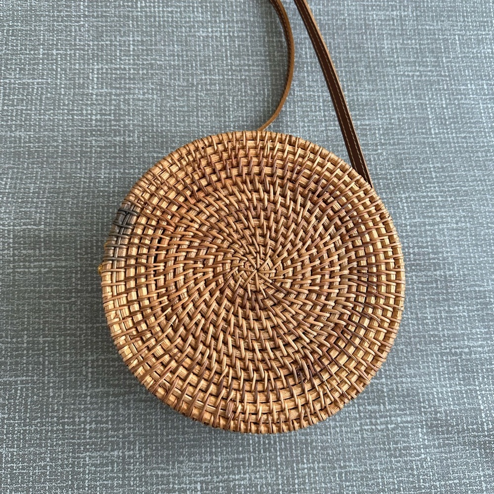 Wicker Round Rattan Woven straw bag Crossbody Purse Brown - Picture 3 of 13